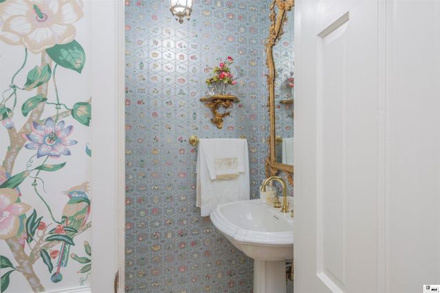 2203 PARGOUD BOULEVARD, Monroe, LA 71201