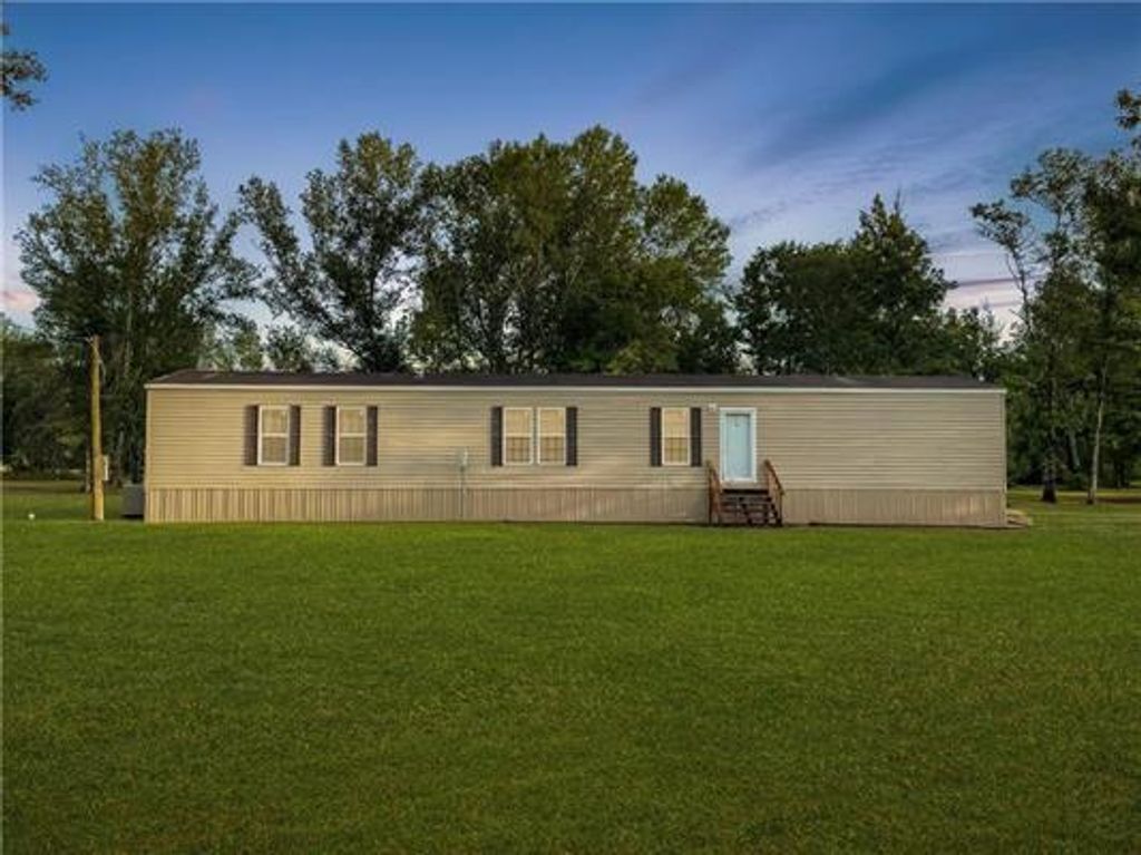 211 Peck, Ragley, LA 70657