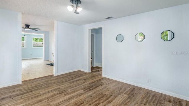 912 E CAROLINA AVE, Deland, FL 32724