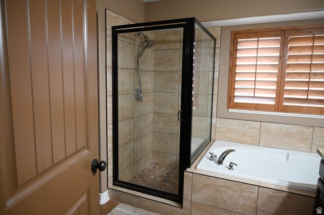 2581 W 2825 N, Farr West, UT 84404