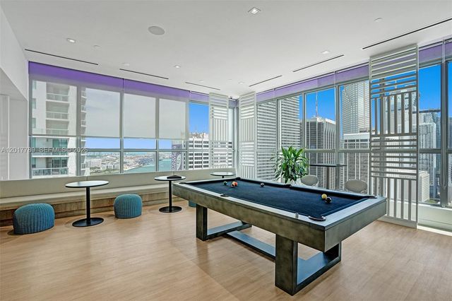 227 NE 2nd St 1610, Miami, FL 33132