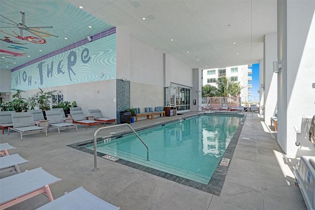 227 NE 2nd St 1610, Miami, FL 33132