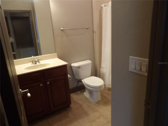8098 MOONSTONE DRIVE 17-203, Sarasota, FL 34233