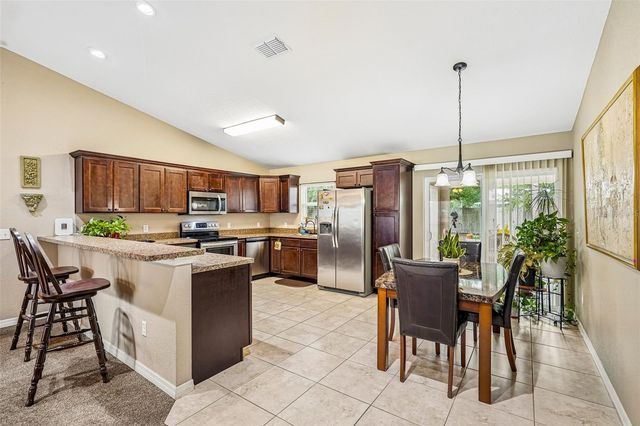 72 CEDAR ROAD, Ocala, FL 34472