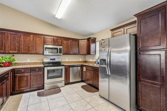 72 CEDAR ROAD, Ocala, FL 34472