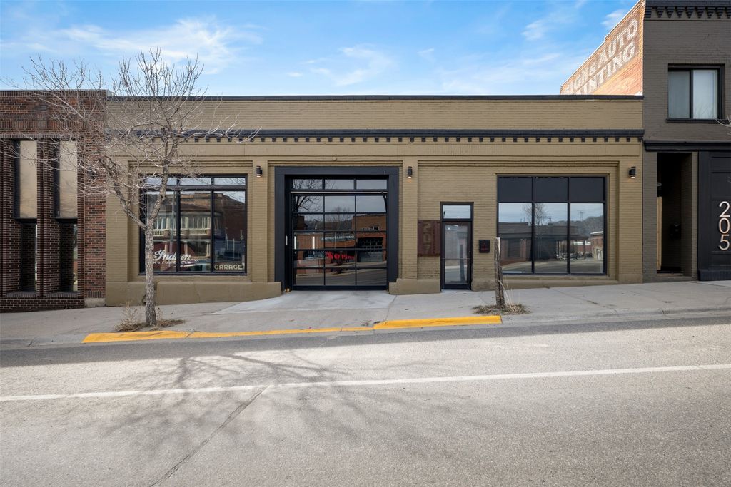 207 S Montana Street, Butte, MT 59701