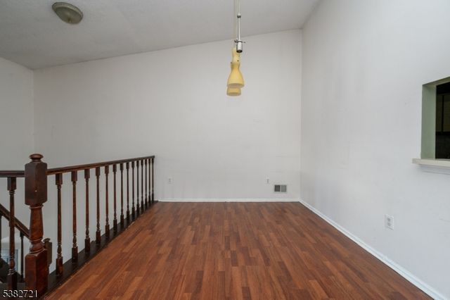 124 Edward Dr, Franklin Twp., NJ 08823