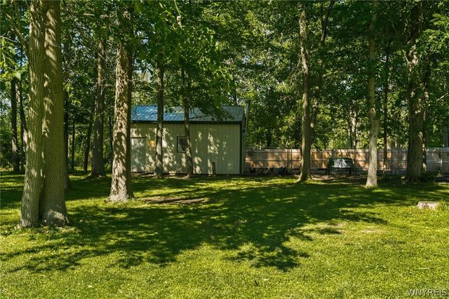 3327 Palmer Road, Wilson, NY 14131