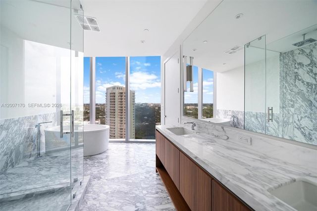 175 SE 25th RD 1904, Miami, FL 33129
