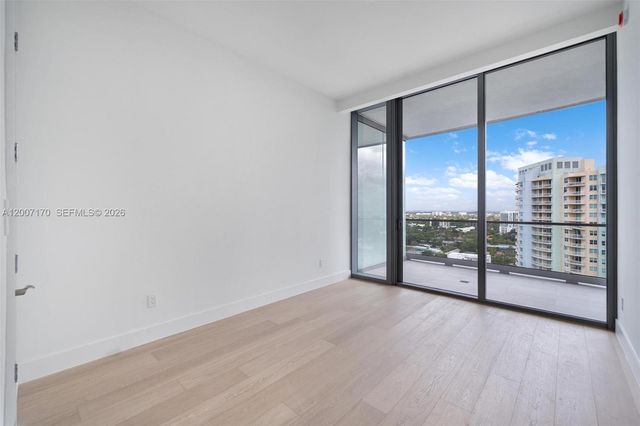 175 SE 25th RD 1904, Miami, FL 33129