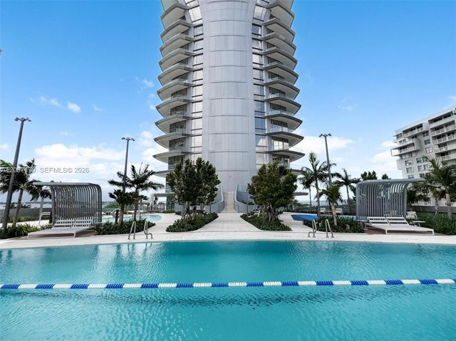 175 SE 25th RD 1904, Miami, FL 33129