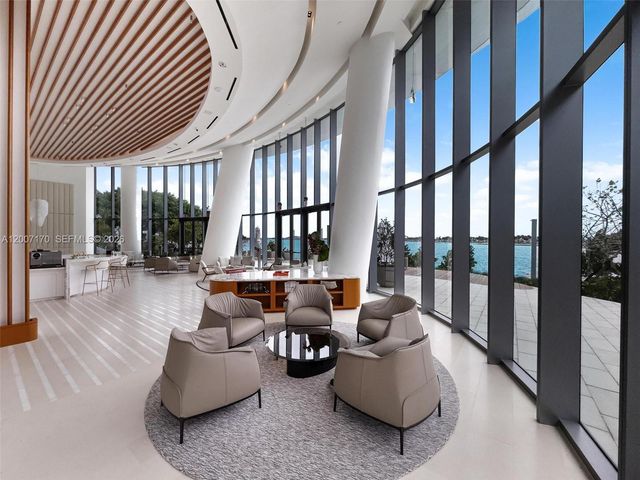 175 SE 25th RD 1904, Miami, FL 33129