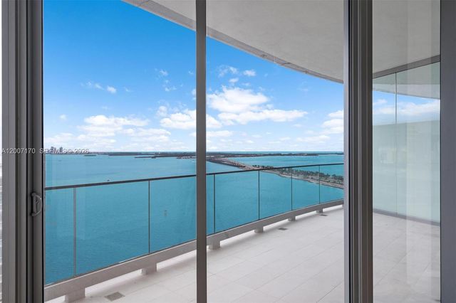 175 SE 25th RD 1904, Miami, FL 33129