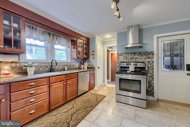 1073 SOUTHERN RD, York, PA 17403
