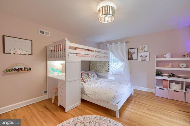 1073 SOUTHERN RD, York, PA 17403