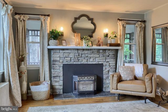 1073 SOUTHERN RD, York, PA 17403