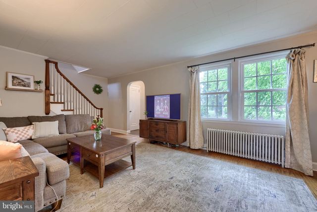 1073 SOUTHERN RD, York, PA 17403