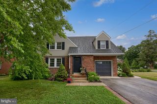1073 SOUTHERN RD, York, PA 17403