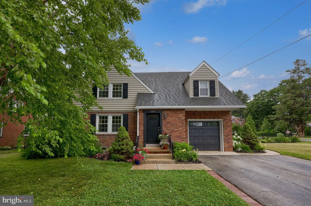 1073 SOUTHERN RD, York, PA 17403