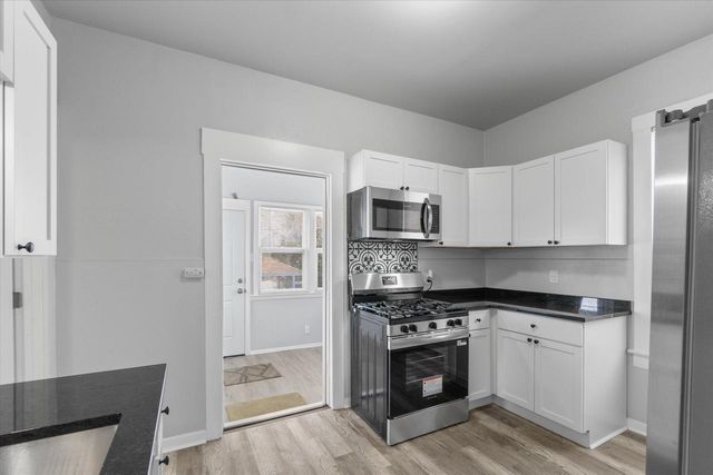 7924 W Becher STREET, West Allis, WI 53219