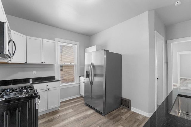 7924 W Becher STREET, West Allis, WI 53219