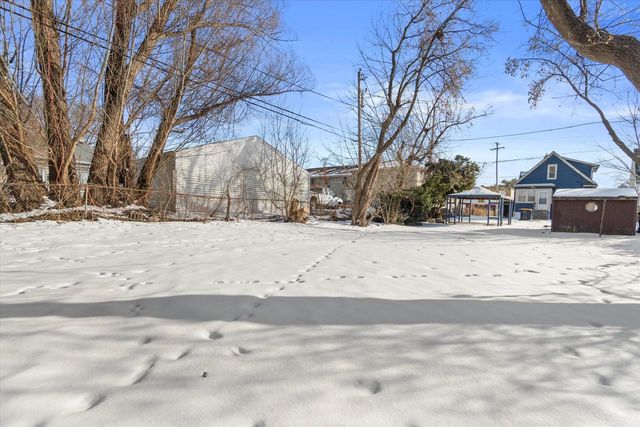 7924 W Becher STREET, West Allis, WI 53219