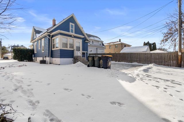 7924 W Becher STREET, West Allis, WI 53219