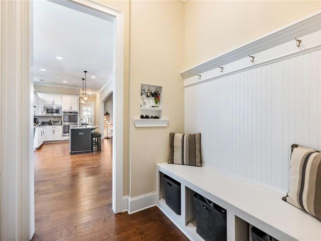 2455 Red Wine Oak Drive, Braselton, GA 30517