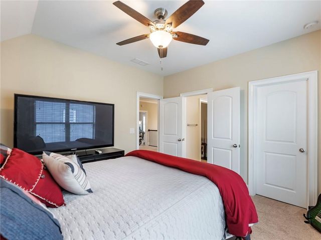 2455 Red Wine Oak Drive, Braselton, GA 30517