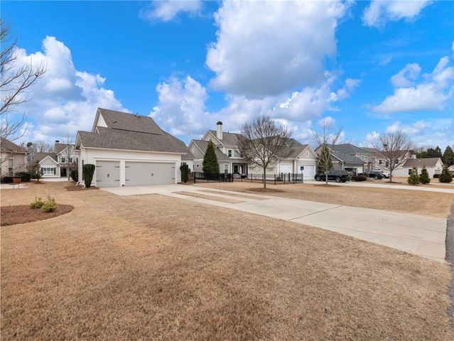2455 Red Wine Oak Drive, Braselton, GA 30517