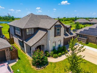 105 Cimmaron Court, Alvarado, TX 76009