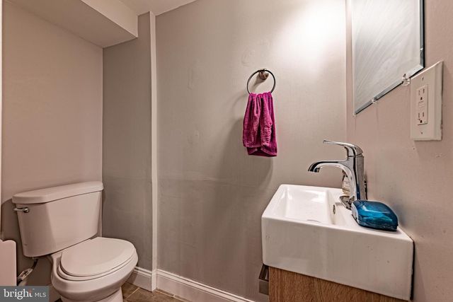 8320 LOCH RAVEN BLVD, Baltimore, MD 21286