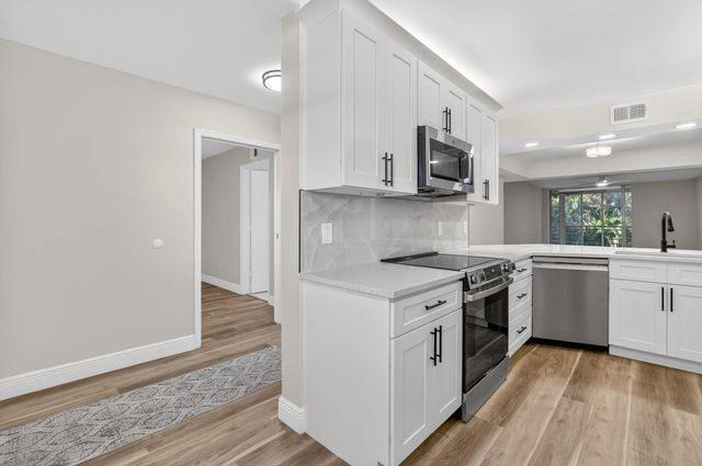 23247 Barwood Lane N 205, Boca Raton, FL 33428