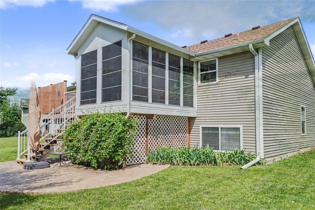 804 SE Dovetail Road, Grimes, IA 50111