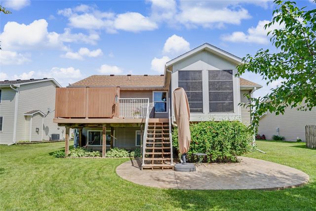 804 SE Dovetail Road, Grimes, IA 50111