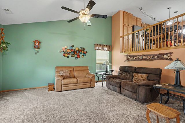 804 SE Dovetail Road, Grimes, IA 50111