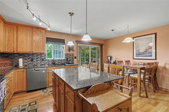 804 SE Dovetail Road, Grimes, IA 50111