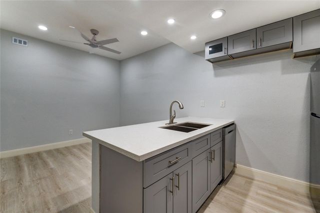 11711 Memorial Drive 534, Houston, TX 77024