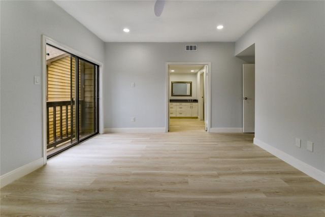 11711 Memorial Drive 534, Houston, TX 77024