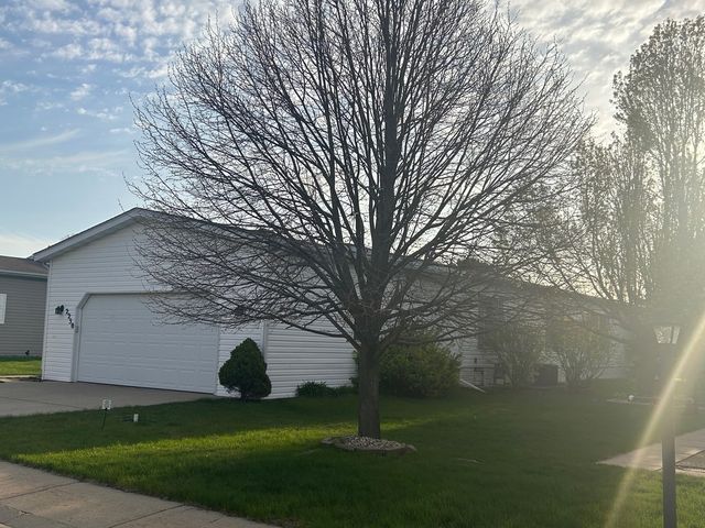 2250 Sunrise Drive, Belvidere, IL 61008