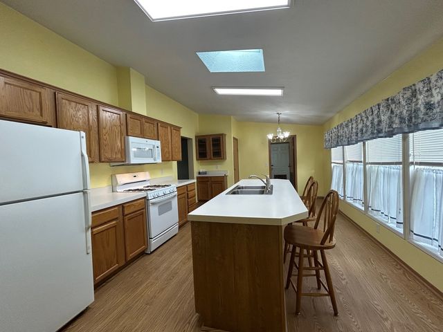 2250 Sunrise Drive, Belvidere, IL 61008