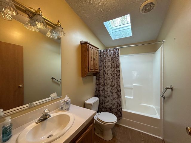 2250 Sunrise Drive, Belvidere, IL 61008