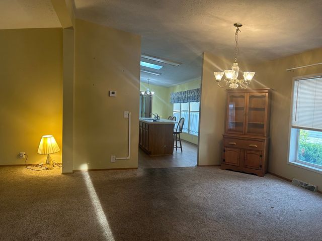 2250 Sunrise Drive, Belvidere, IL 61008
