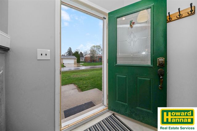 1431 Meadow Drive, Wolverine Lake, MI 48390