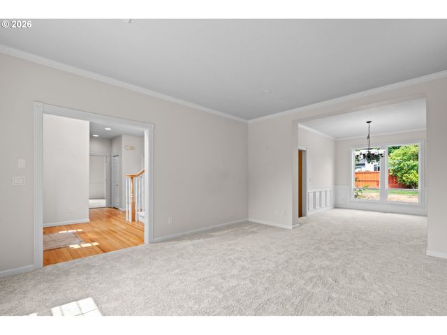 4785 Ne HIDDEN CREEK Dr, Hillsboro, OR 97124
