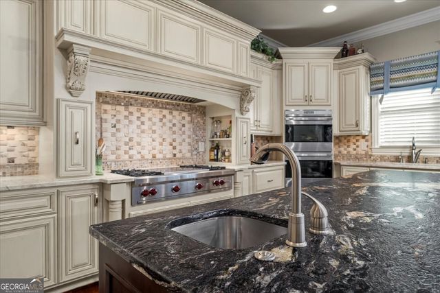 2135 TAYSIDE Crossing, Kennesaw, GA 30152