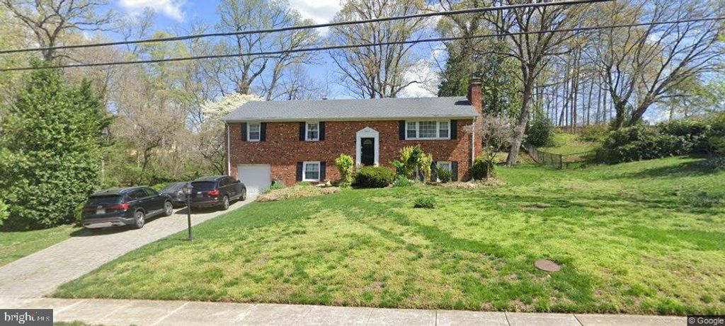 4833 RANDOLPH DR, Annandale, VA 22003
