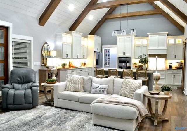 136 Eliza Lane, Guntersville, AL 35976