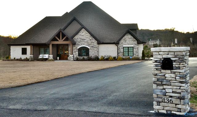136 Eliza Lane, Guntersville, AL 35976