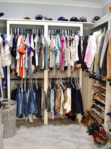 136 Eliza Lane, Guntersville, AL 35976